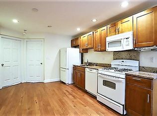 4 Ropes St #2D, Salem, MA 01970