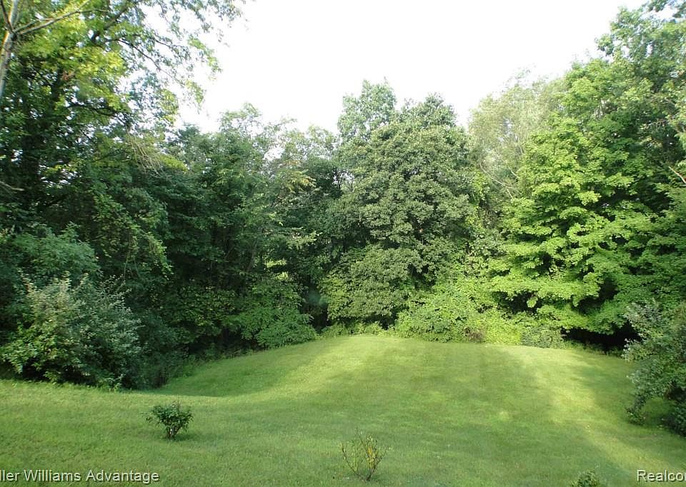2nd image of 770 S Garner Rd