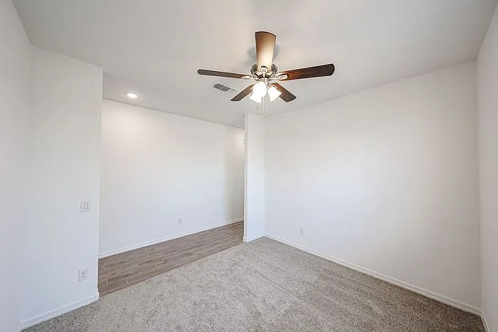 5633 W McNeil St — Photo 13