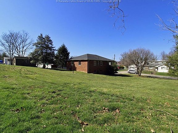 3rd image of 2319 Rosemont Ave