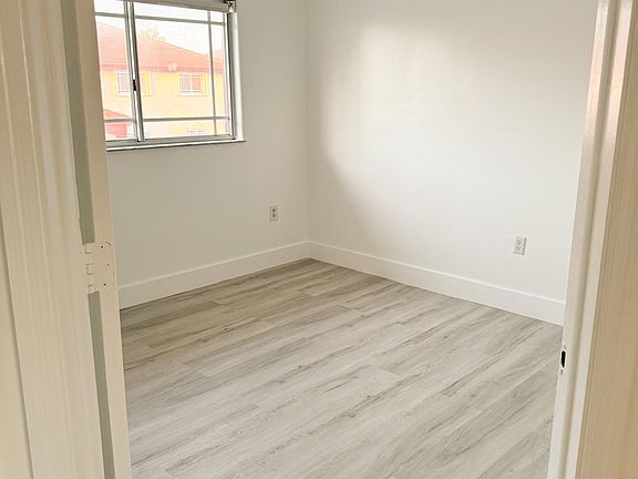 5th image of 10903 W Okeechobee Rd #202A
