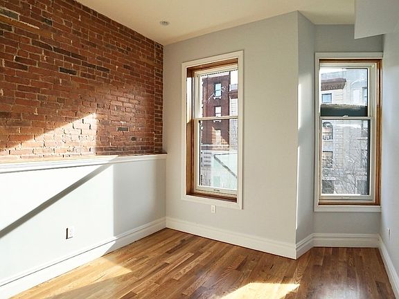 2nd image of 1249 Pacific St APT 2F