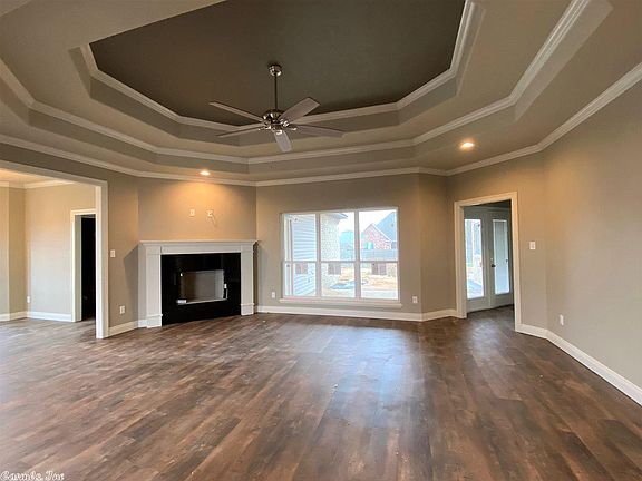2nd image of 306 Jay Ln