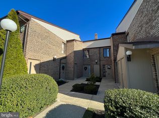 1201 Raintree Ln, Malvern, PA 19355