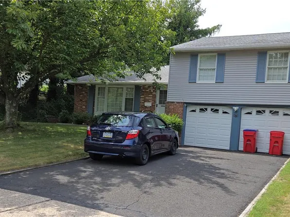 584 Lowell Rd, Warminster, PA 18974