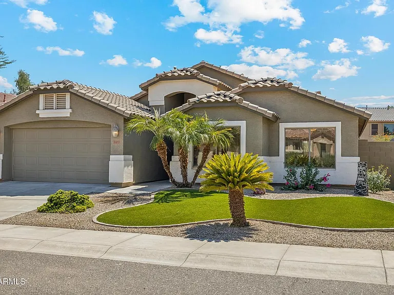101 W Red Mesa Trl — Photo 2