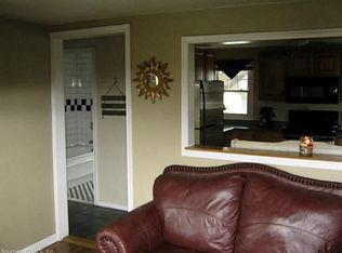 30 O'Brien Rd, Branford, CT 06405