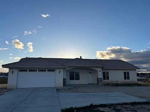 16448 Village Dr Photo 1
