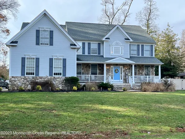 118 Red Bank Avenue, Bayville, NJ 08721