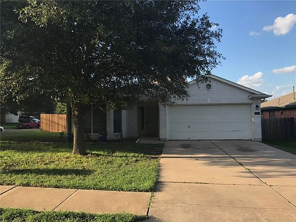 2nd image of 1047 Silverstone Ln