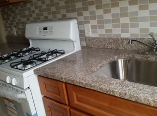 2113 E 17th St, Brooklyn, NY 11229