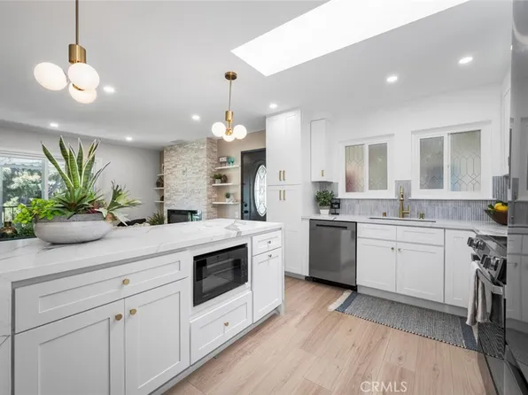 2338 Avenida Sevilla APT N, Laguna Woods, CA 92637