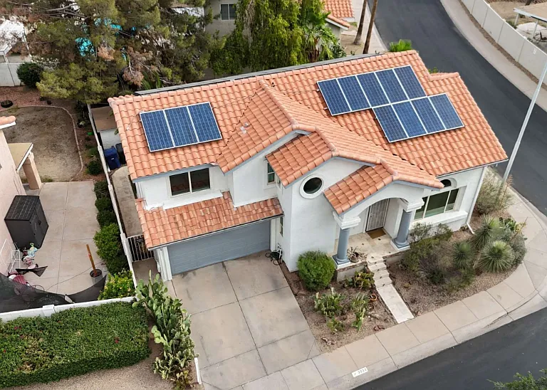 3932 W Rene Dr — Photo 1