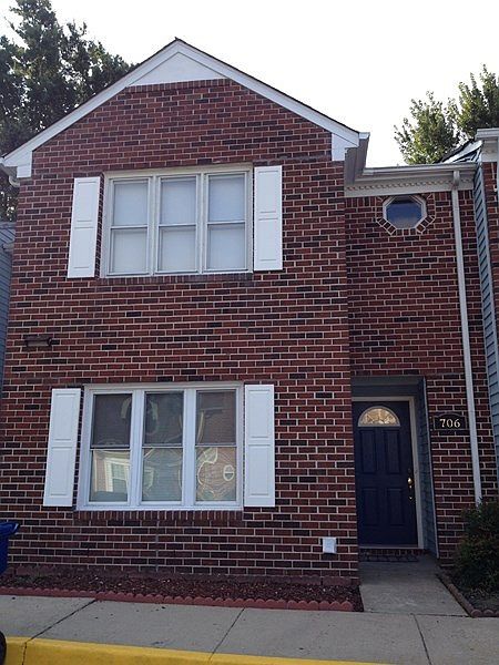 1st image of 706 Glenshire Dr