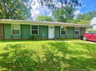 1019 Senate Ave, Jeffersonville, IN 47130