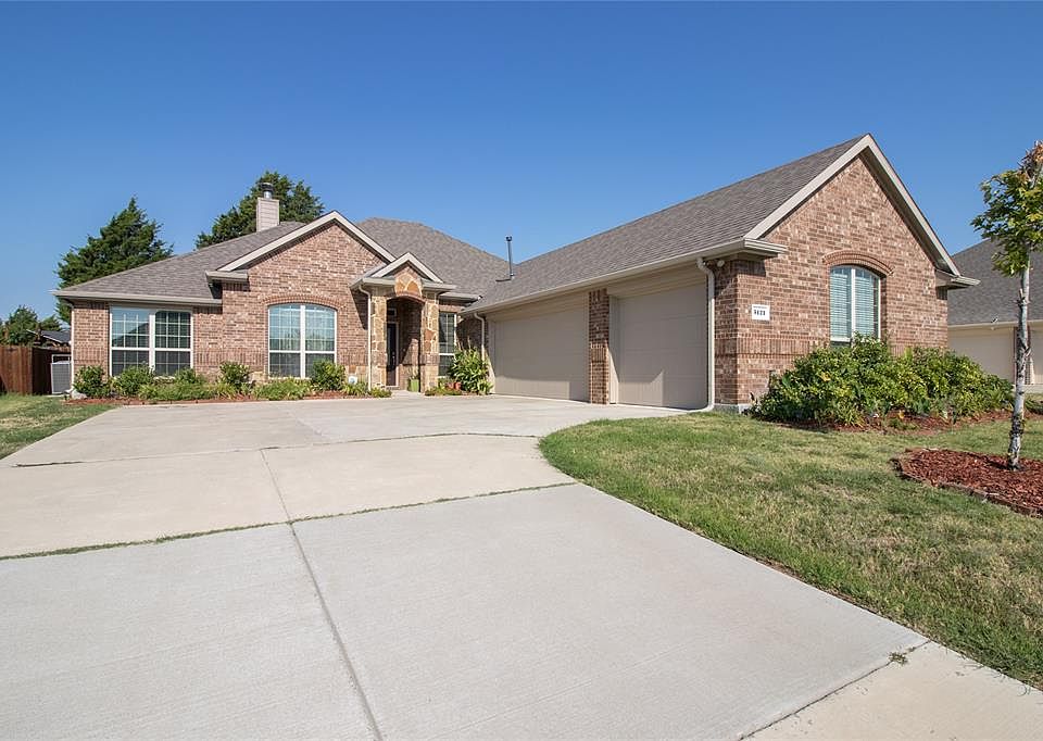 1st image of 5121 Crawfish Ln