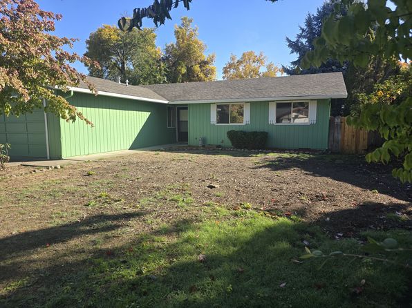 1205 SW Cottonwood St