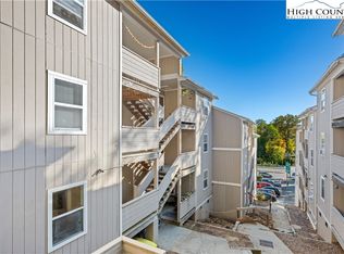 229 E King St APT 17, Boone, NC 28607