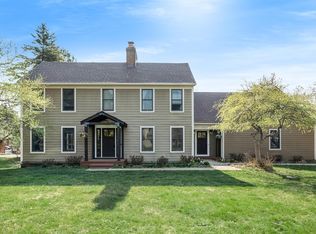 5537 Tanglewood Dr, Ann Arbor, MI 48105