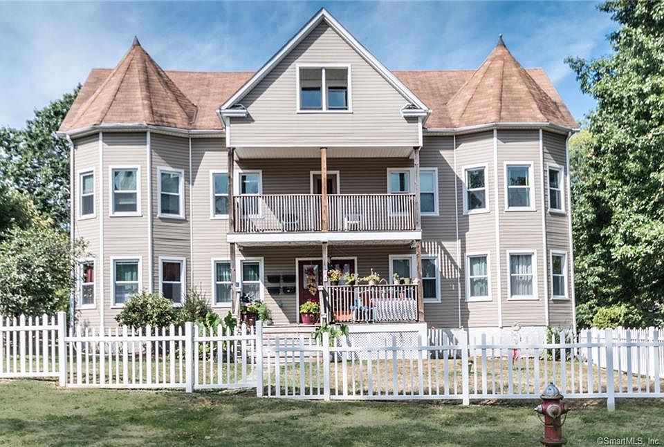 1st image of 24 McClintock St #3