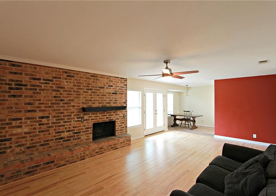 1st image of 8001 Logwood Dr