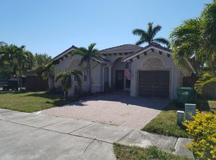 14622 SW 158th Pl, Miami, FL 33196