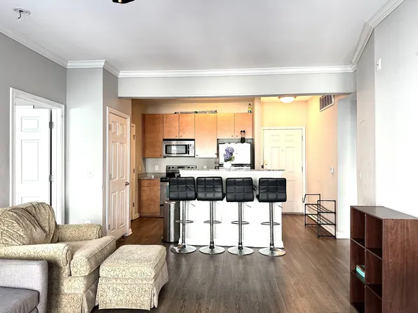 2502 Leon St Unit 1-409, Austin, TX 78705