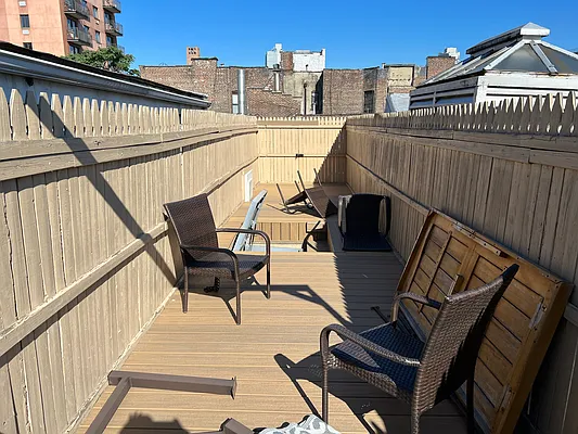 Rented by AZ REALTY NYC LLC | media 15