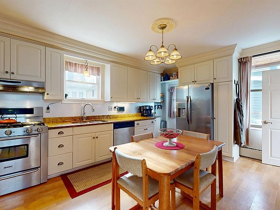 4th image of 52 S Raleigh Ave