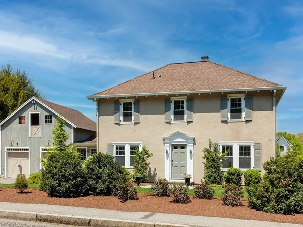 696 Main St, Concord, MA 01742