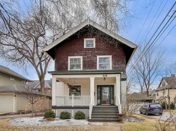 212 E Elm Ave, La Grange, IL 60525