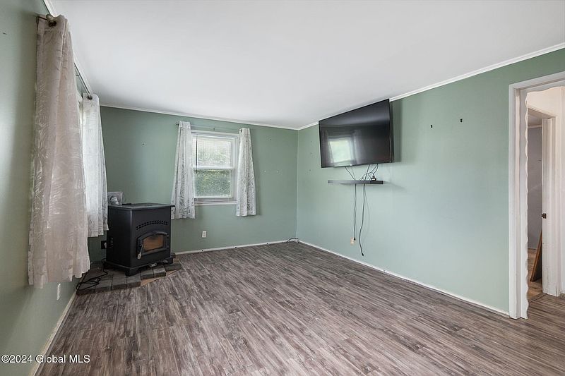 5th image of 1075 Palazini Drive