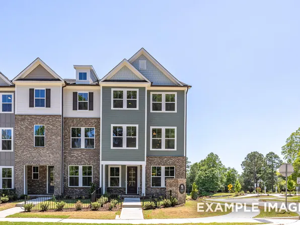 121 Broadway St, Knightdale, NC 27545
