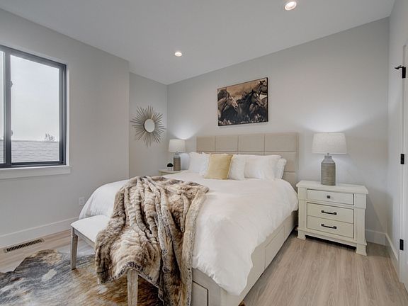 3rd image of 3766 Equestrian Ln #C