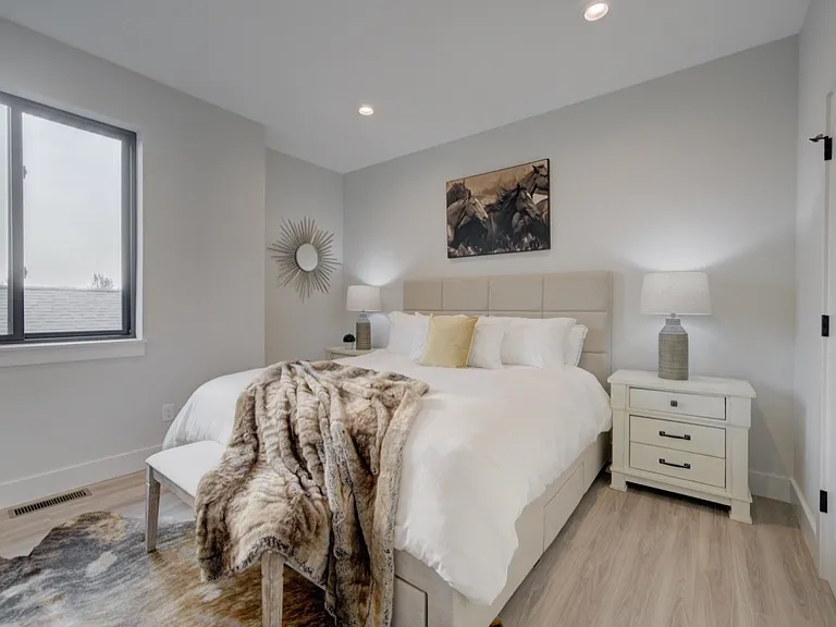 3766 Equestrian Ln #C — Photo 3