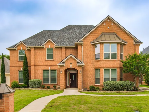 2813 Mesa Ct, Hurst, TX 76054