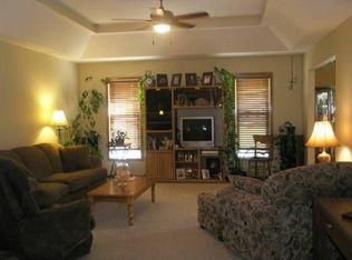 3319 SW 47th Ct, Topeka, KS 66610