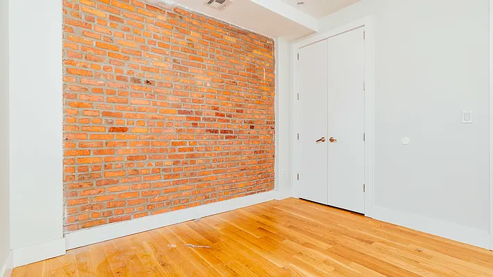 Rented by Nooklyn NYC LLC | media 5