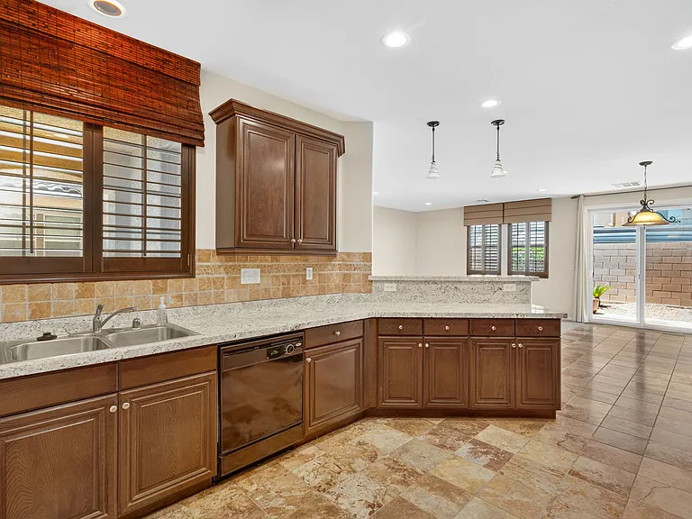 6255 W Arby Ave #117 — Photo 12