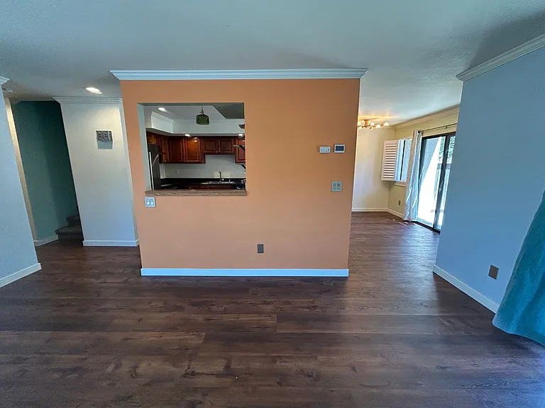 1228 W Roseburg Ave #A — Photo 8
