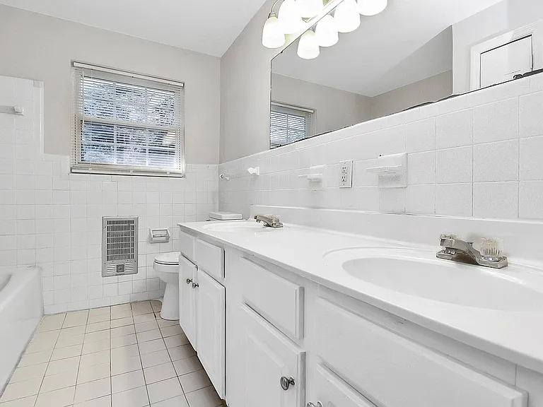 2429 Marlowe Ave — Photo 20