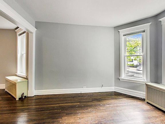 4th image of 2627 N Troy St APT 1