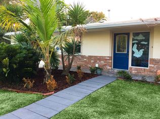 555 Allen Dr, Merritt Island, FL 32952