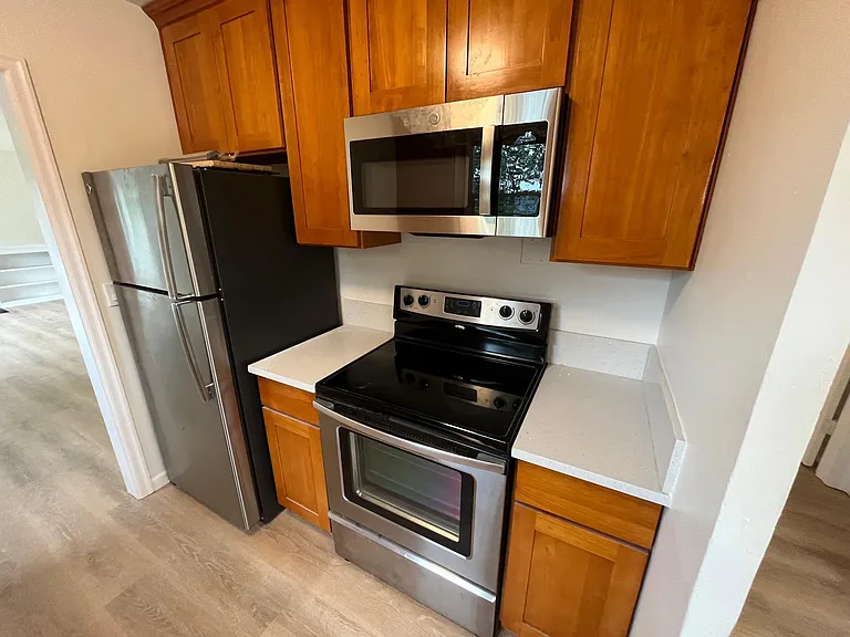 15800 SE Oatfield Rd — Photo 9