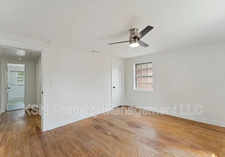 1921 Fitzgerald St — Photo 26