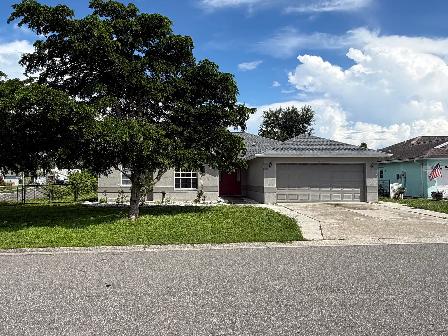 4 bed, 1868 sqft, $2,800 — Photo 2
