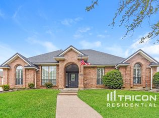 3237 David Dr, Hurst, TX 76054
