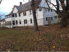 4th image of 74 Pine St