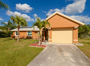 2101 SE Rainier Rd, Port Saint Lucie, FL 34952