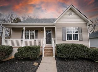 215 Lorraine Dr, Winston Salem, NC 27107